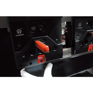 down-stroke-cnc-press-brake